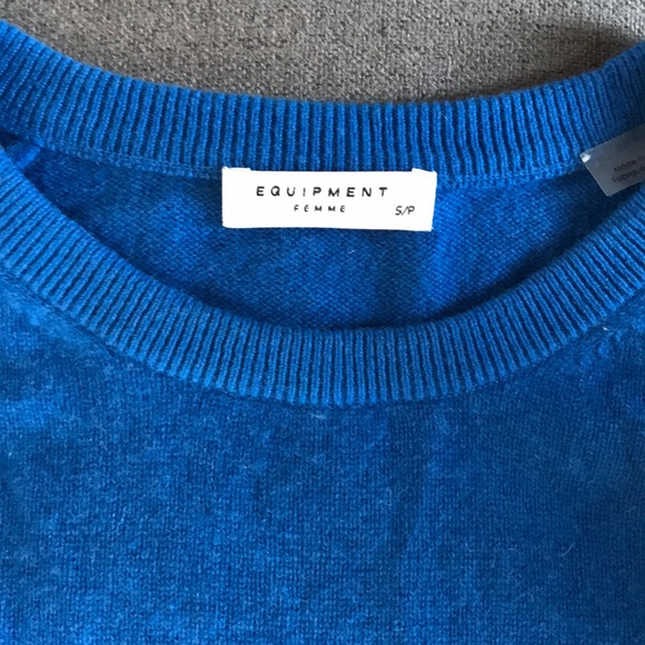 Equipment Sweaters - Equipment cashmere sweater, size small